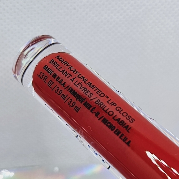 Mary Kay Iconic Red Unlimited Lip Gloss - Picture 7 of 8
